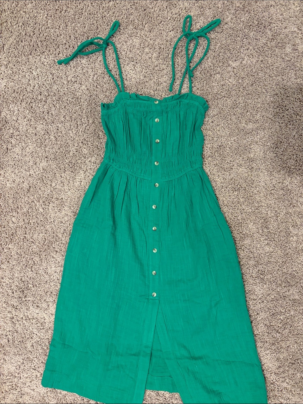 Hem & Thread Emerald Green Smocked Button-Front Midi Dress - Picture 1 of 6
